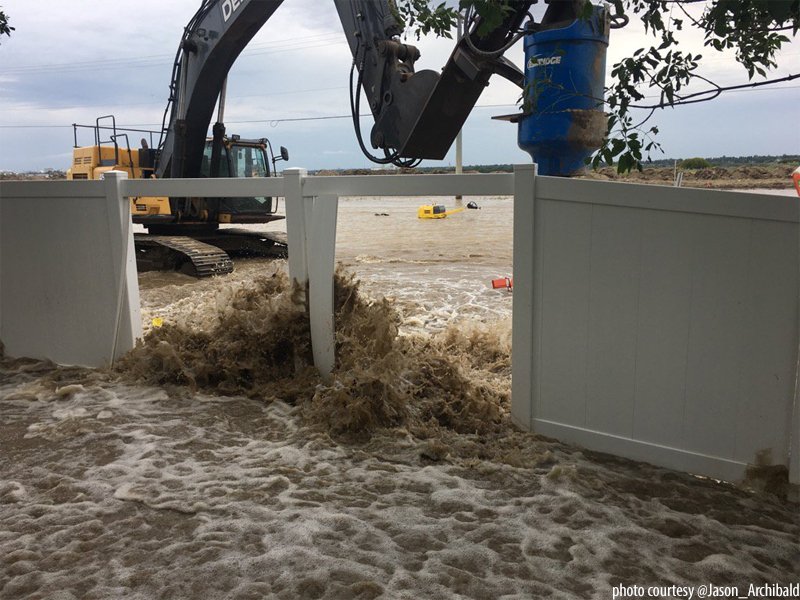 Watermain Break Causes Flooding in Silverspring Neighbourhood dlvr.it/PfDVw1 https://t.co/IsZ8cJWeat