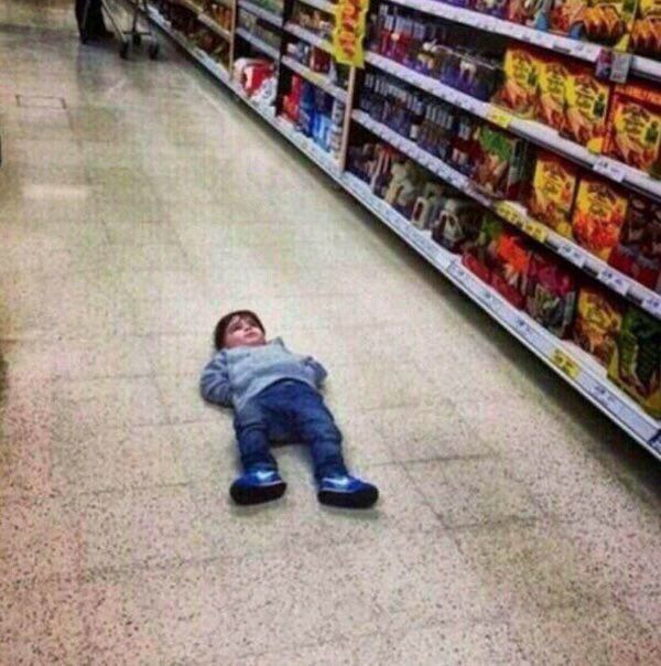 CauseWereGuys's tweet photo. "The floor is lava"
Me: https://t.co/HPYP4F1dyK