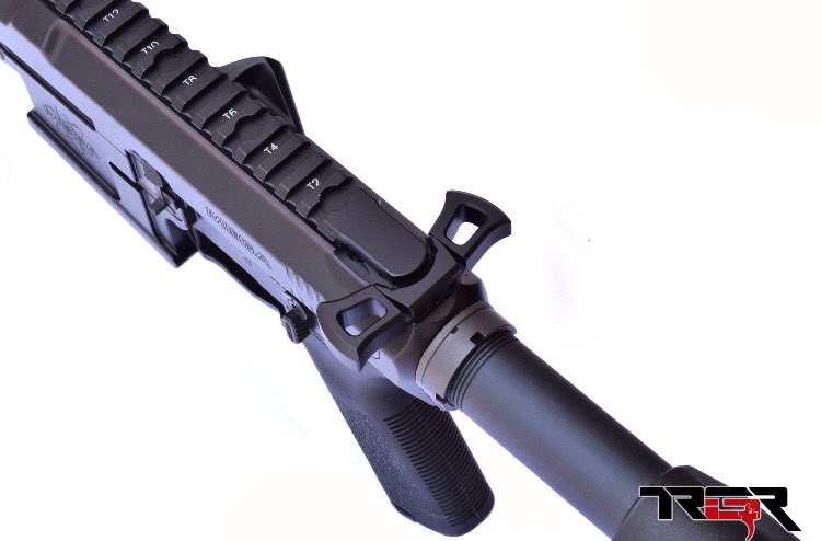 The <a href="/PatriotOrdnance/">Patriot Ordnance Factory (POF-USA)</a> #tomahawk looks good on this <a href="/MegaArmsUSA/">Mega Arms</a> #maten. #pofusa #megaarms #ar10 #308 #rifle
trgriq.com/tech/the-mega-…