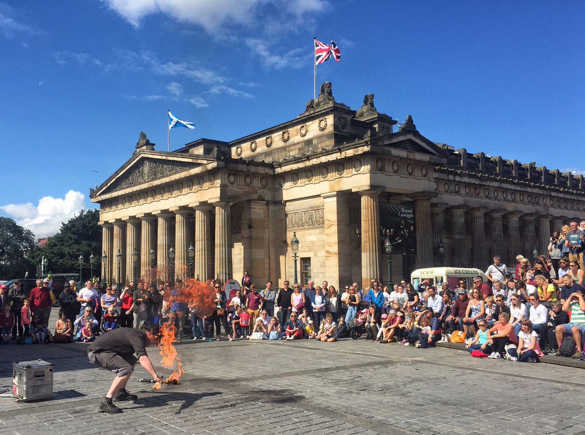 edinburgh's tweet photo. Just on a cheeky wee wander round town watching a guy dance with fire, nbd. #edfest2017 #edfringe #edinburgh #thisisedinburgh #EdintFest https://t.co/MLpr0yIeNQ