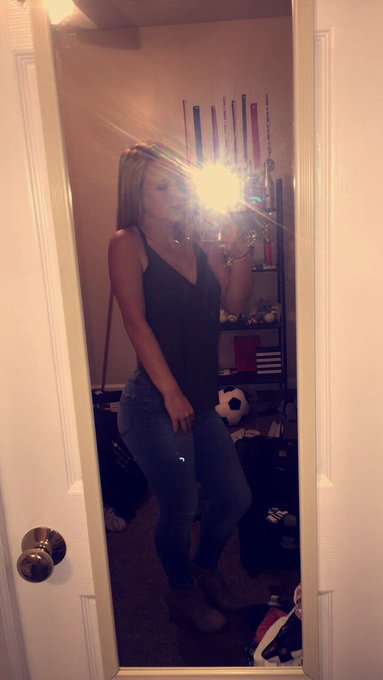 🌻🍓 https://t.co/tuBzgzXpOG<a href="/tag/newprofilepic"class="tags"><span>#newprofilepic</span></a>