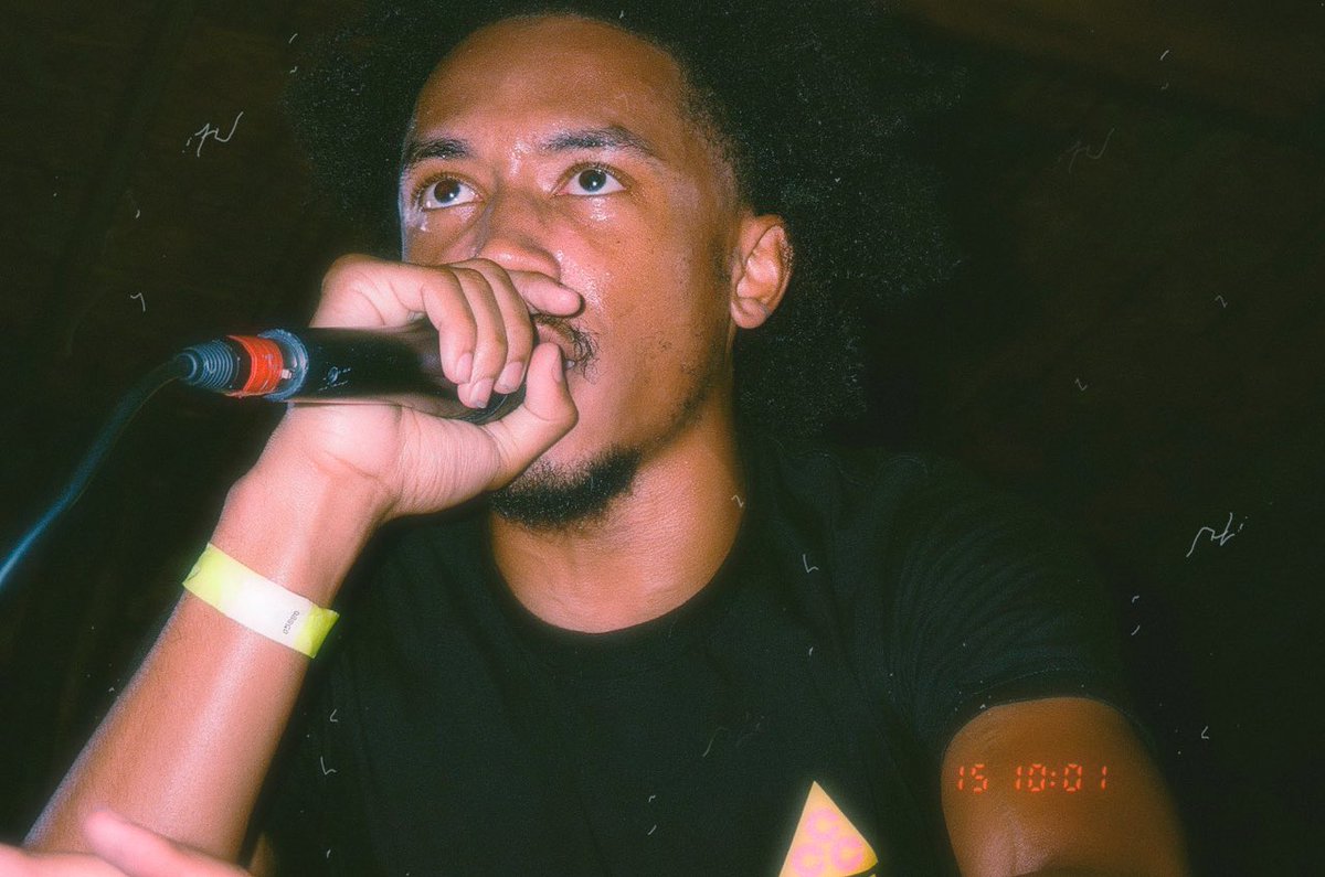 rizkillla's tweet photo. 35mm from #DDDExperience at club dada https://t.co/LcHD0Nonx4