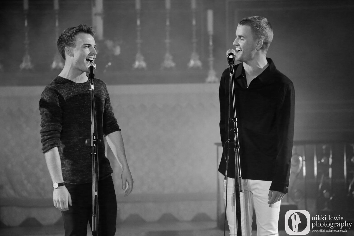 Giggin4Good's tweet photo. A selection of photos by @nikkilewisphoto from our latest concert which raised over £2000 for @SoiDogPhuket. 📸🎤🐶 #songs4soi🐾 https://t.co/tV1vXXi7RV