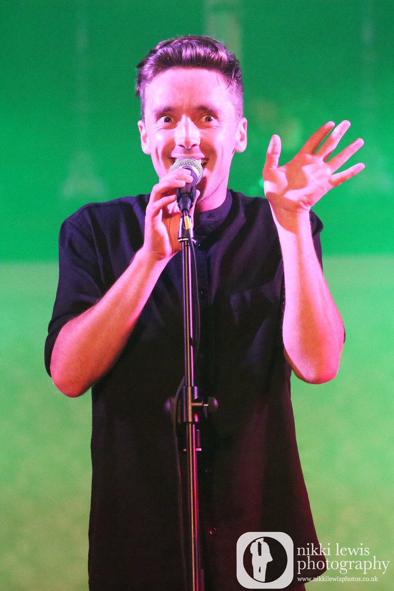 Giggin4Good's tweet photo. A selection of photos by @nikkilewisphoto from our latest concert which raised over £2000 for @SoiDogPhuket. 📸🎤🐶 #songs4soi🐾 https://t.co/Cb5NPXEXEv