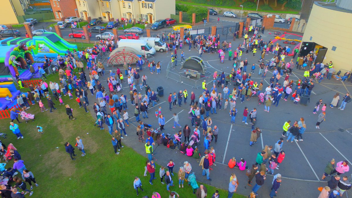 JoeDunn_Creggan's tweet photo. Gasyard Feile '17 finale #Derryhappy #positivederry https://t.co/X9V1iQn8Gl