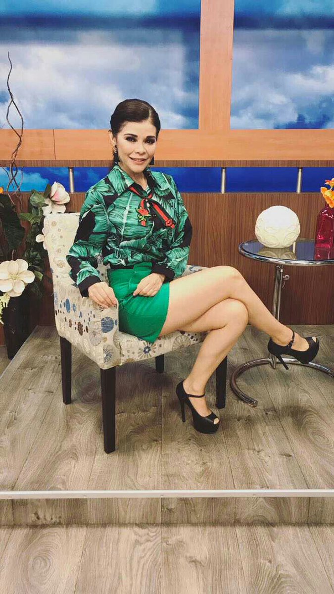 anacelia_tv's tweet photo. Mi  Outfit es de @zalmajmj #Zalma  

💻 https://t.co/nNerWsPN3Q
☎83684938
🔶 2 sucursales en San Agustín
🔶 Plaza anahuac 
🔶Citadel https://t.co/wiEB4XFbI5