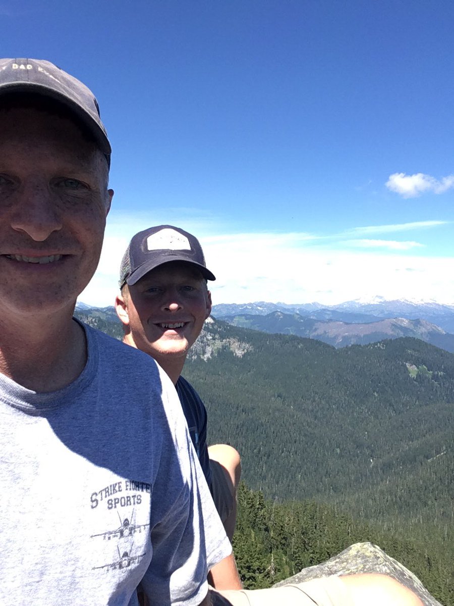 SethMegan's tweet photo. My brother and dad literally hiked a mountain for their birthdays #theyrecool https://t.co/Eto9NWm6vr