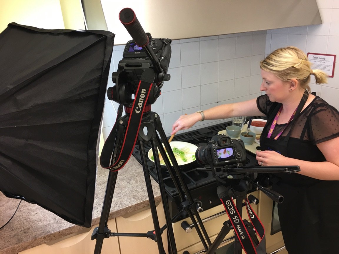 EngagingE's tweet photo. Filming a series of cooking videos for @WDHupdate Cashwise today! #TastyWork https://t.co/bN7CDsEBEx