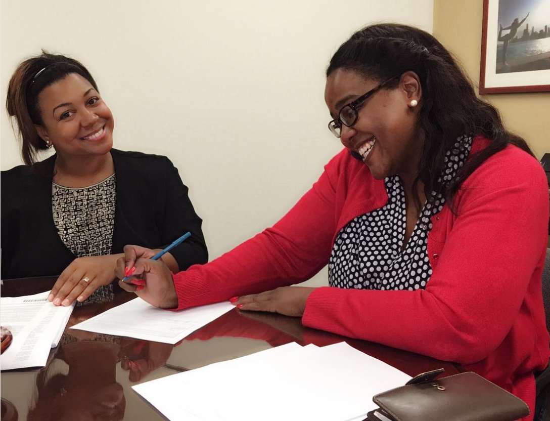 gemmedlife's tweet photo. Three Black women—Keli Knight, Yondi Morris and Jessica Reddick—head up the Chicago-based firm @KMRLawGroup. | https://t.co/wh9pt5oid8 https://t.co/MOdMHpL6YR