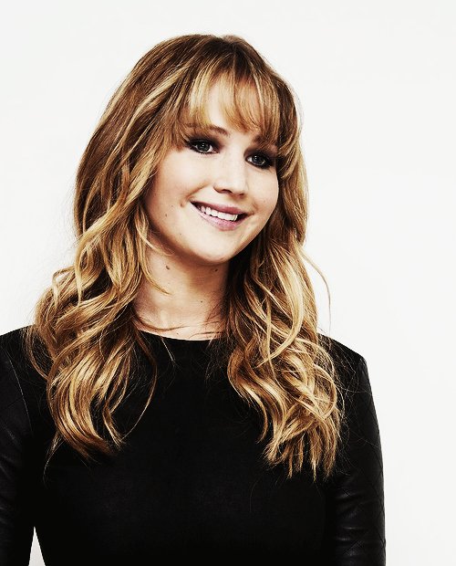 Happy birthday to our Katniss Everdeen, Jennifer Lawrence !   