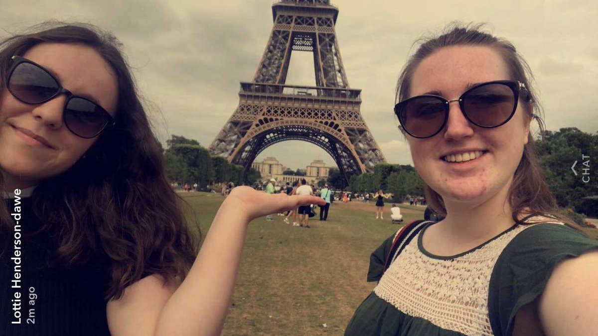 LottieJHD's tweet photo. Happy 18th birthday @_liviaw hope u r having a great day in London, now I'm with u 🎉🔞 https://t.co/QwMKnPA76R