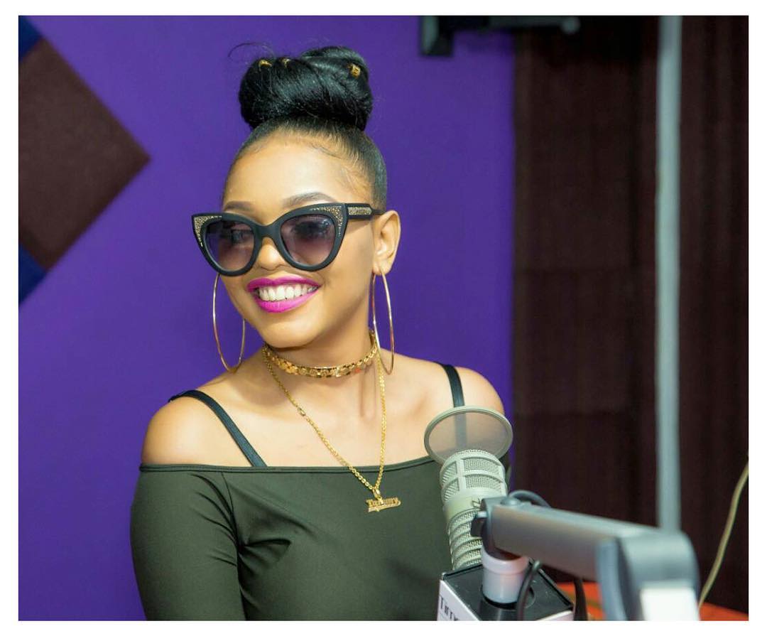thebaddesttammy's tweet photo. Thank u so much @timesfmtz Na @lilommy for the Iconic Interview
#Chapaaa ft @jaymoefamous 👑
Link in bio https://t.co/vYLglgkLoo