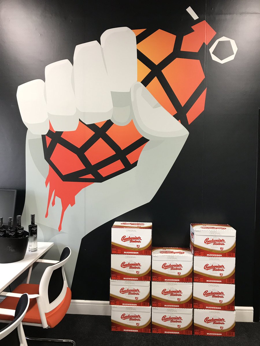 danieldaviesRPL's tweet photo. A massive thanks to @BudvarSimon @BudvarUK for our delivery of the original and best bud for our @cpltraining crew! https://t.co/uQkyWrujsr