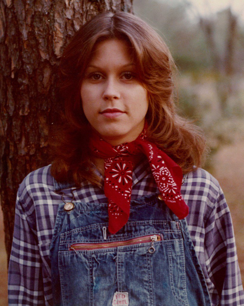 dennischapmon's tweet photo. My bride before she was my bride. #High school sweetheart #ioutpuntedmycoverage https://t.co/oQZmCcQ8No