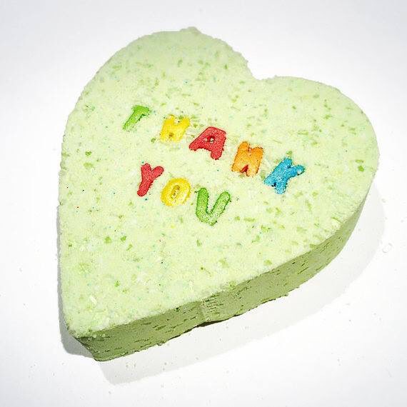 TheSmallShops's tweet photo. Personalised Custom Text Bath Bombs now available at https://t.co/sDj2vQzwyg #personalised #personalisedgifts #gifts #gift #giftidea #custom https://t.co/7HKpQeIh8g