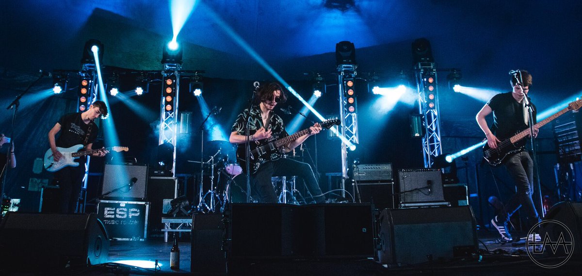 TheCliftonsUK's tweet photo. EDINBURGH! We play Malone's on the Mall tomorrow, free entry, 9pm start, so get down!💃🏻✨ TC x

https://t.co/cZ1Dmf4DtS

📸: @lewismilne99 https://t.co/b4vlytKGEz