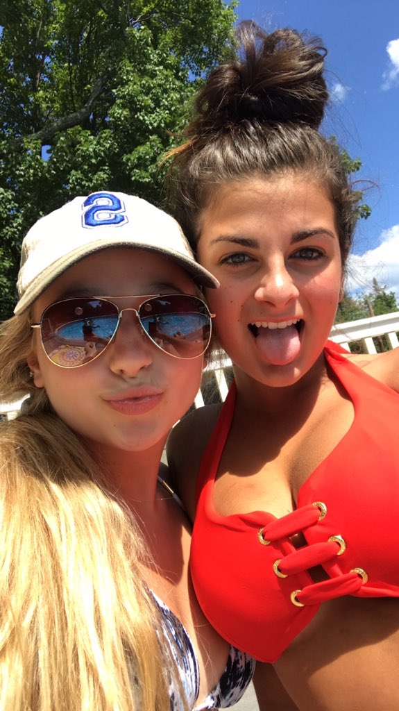 bellamarie803's tweet photo. Happy birthday to one of my bffs since elementary school!! Love u so much #fierce4 Have the best day 💘 @cat_seibold47 https://t.co/5y4nknKulZ