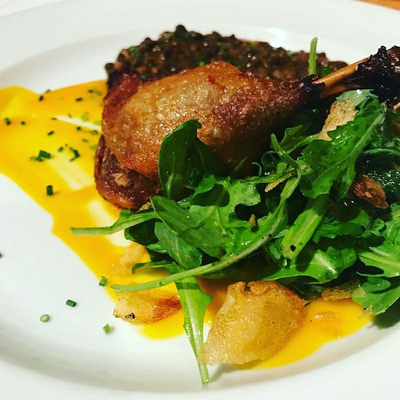DeWolfTavern's tweet photo. Duck leg confit served with mango purée, black lentils and arugula with the lemon and chip salad! #ohhello #dewolftavern #duck #chefsai https://t.co/dKPuzR4aEt