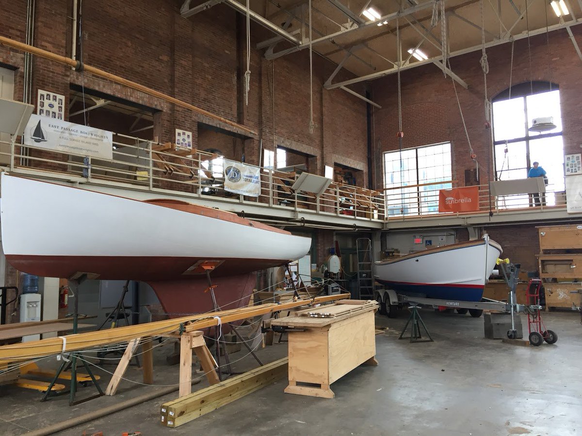 TheRhodeShow's tweet photo. All aboard! #RSSummerStars: #Boating Bonanza is pulling up to shore this Thursday at 7 p.m. on @FOXProvidence! Don't miss it! https://t.co/bcSGgIygVW