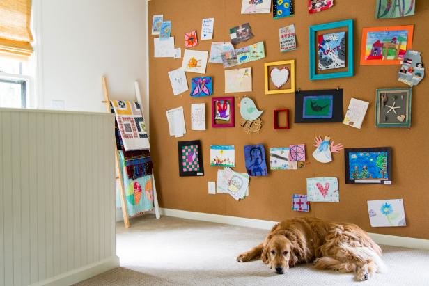 BrainBuild_NJ's tweet image. Is your child an artist? Here are some ways to decorate your home with their artwork! hgtv.com/design/decorat…