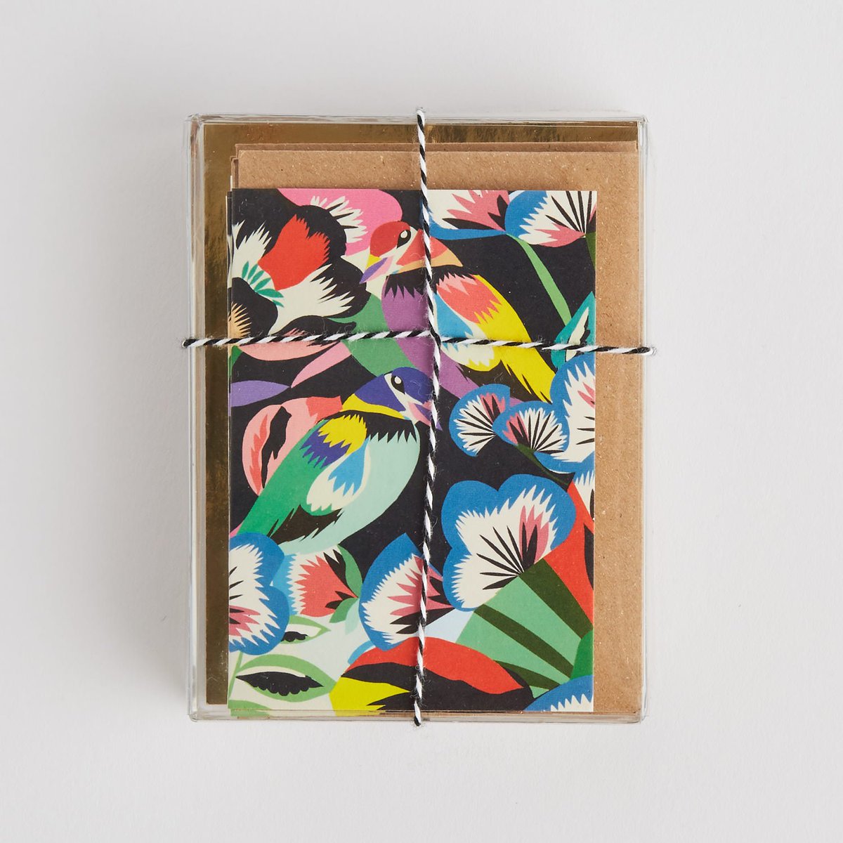 KittyMcCall's tweet photo. These set of 8 bird cards are half price. #LastFewLeft https://t.co/tHf7zuRrbF
