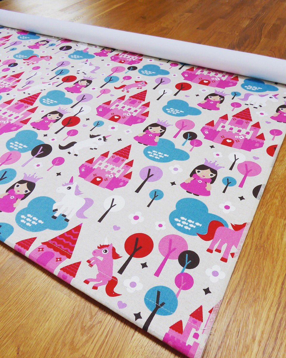 makeablind's tweet photo. Princess blind being sent out - Once Upon a Time in Lollipop if you want to use this fabric in your kids bedroom. #rollerblinds #pink https://t.co/DzKbt6soLo