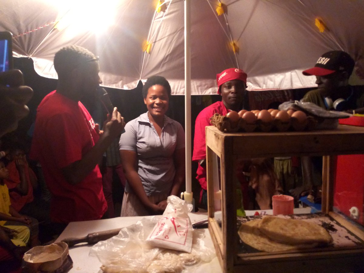 UgandaPodcasts's tweet photo. The smile you put on wen a #rolex sika adds cabbages in ur rolex. Sponsored by @centurybottling #rolexchallenge #rolexweek #rolexfestival https://t.co/RUXtL5ps9c