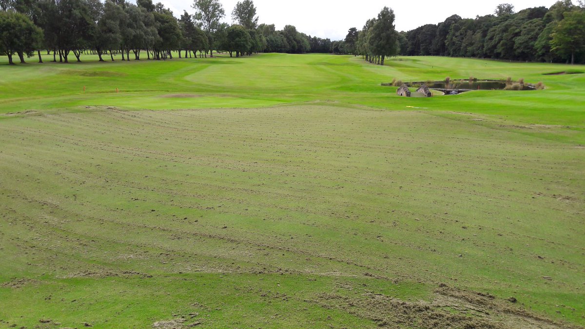 StewartCarbray's tweet photo. Greens maintenance going well, plus the sunshine making an appearance, nice dry sand going down the holes..perfect 👌 https://t.co/Un8rzNxPMt