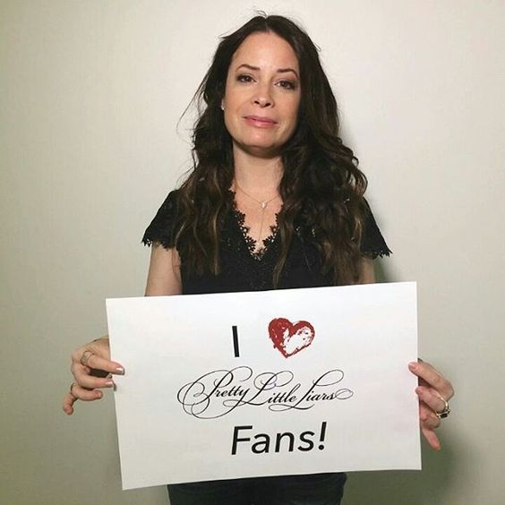 HMC241114's tweet photo. #HappyPLLDay everyone
Tuesday will always be known as #PLLDay
We miss Ella so so so much
Mar make a spin-off only about the moms please
🍷😍😘 https://t.co/KSepnmBbOf