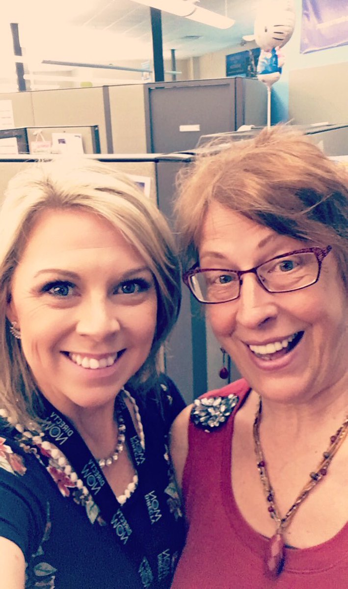 reedy_crystal's tweet photo. Marcia Pruner's last day. We will miss you terribly! #WhereDidShePutTheCloroxWipes #AllTheThingsAreGone #LifeAtATT #WelcomeToRetirement https://t.co/WDA22mfTMj