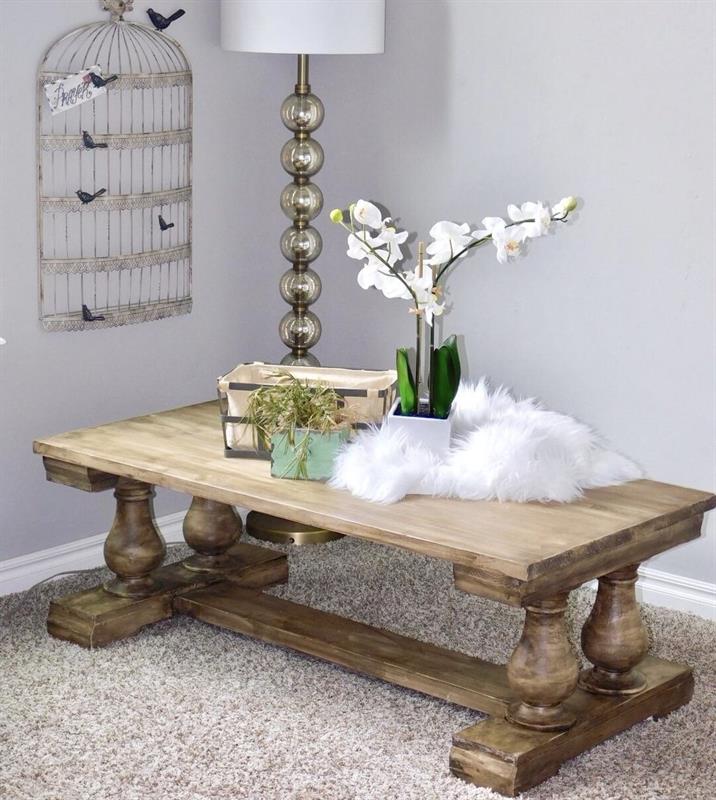 BuildSomething_'s tweet image. Dress up your living room with this DIY coffee table featuring @OsborneWood turned legs! bit.ly/2w7R58c via @smashingdiy