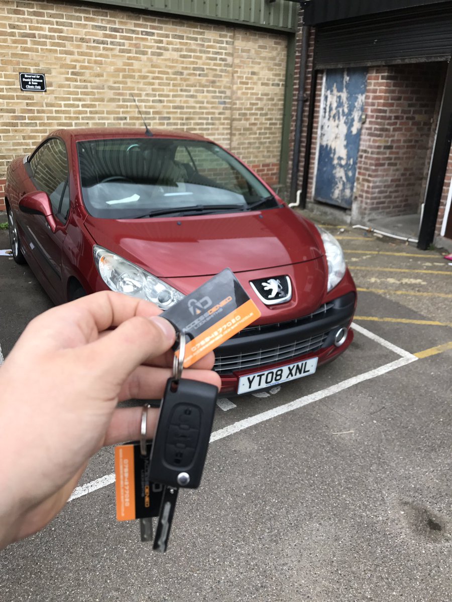 TylerDenied's tweet photo. Replacement car key?

Call Tyler 

07534277020

#locksmith #peugeot #207cc #essex #epping
#carlocksmith #mobile #key #cutting #broken https://t.co/cQ9TzBs8hl