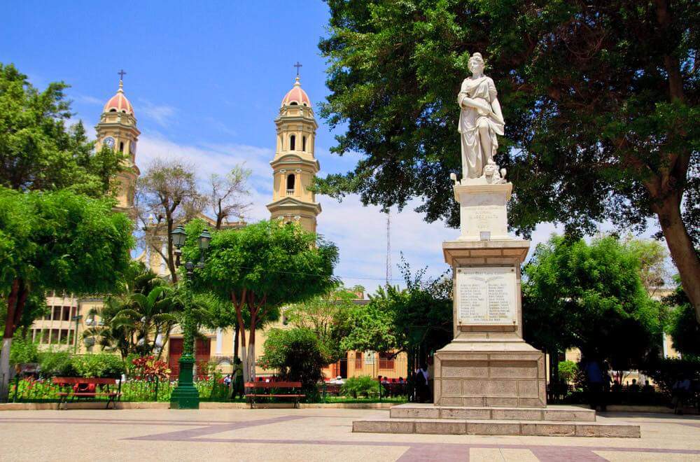 SusanOchoaFans1's tweet photo. Feliz 485 aniversario calurosa ciudad de Piura 😘😍 @Latina_pe @roxy_peru @RPPNoticias https://t.co/UN1lusdwQC
