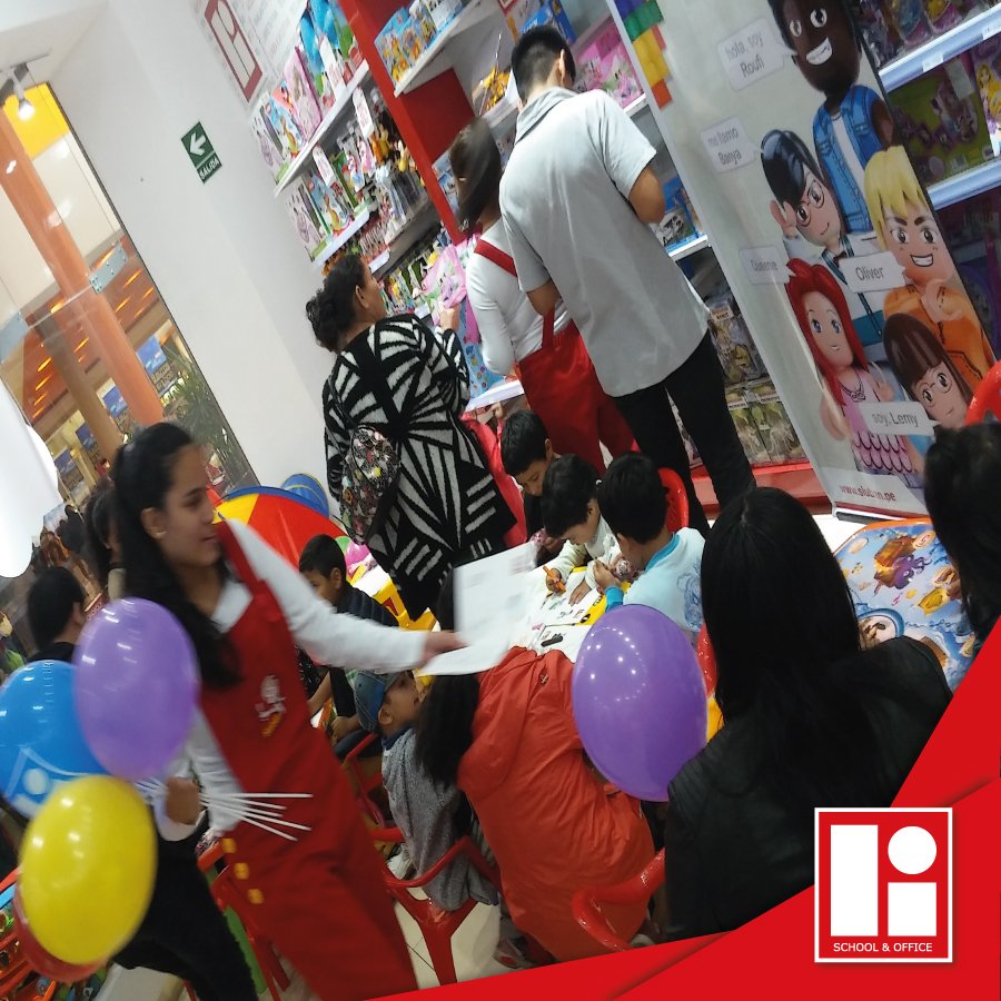 ComercialLi's tweet photo. #ChikiFans #Felices #TallerParaNiños #Li #Megaplaza
#SlubanPerú #12Agosto https://t.co/Ag9ZyOuPqW