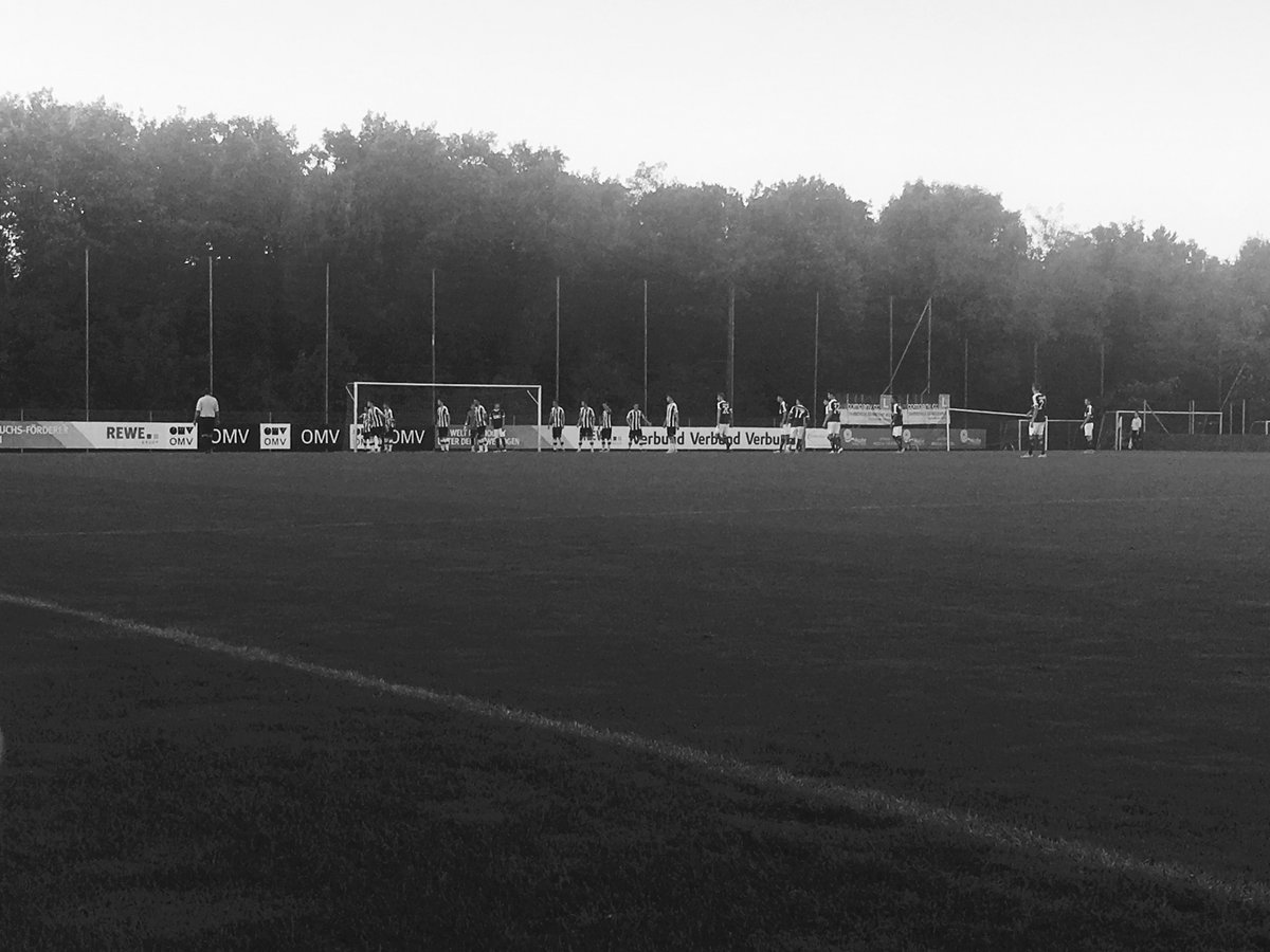 WienerSportClub's tweet photo. Knapp 35 Minuten gespielt, der WSC führt in einem ausgeglichenen Spiel noch immer mit 1:0 #FAKWSC https://t.co/vItK353PYh