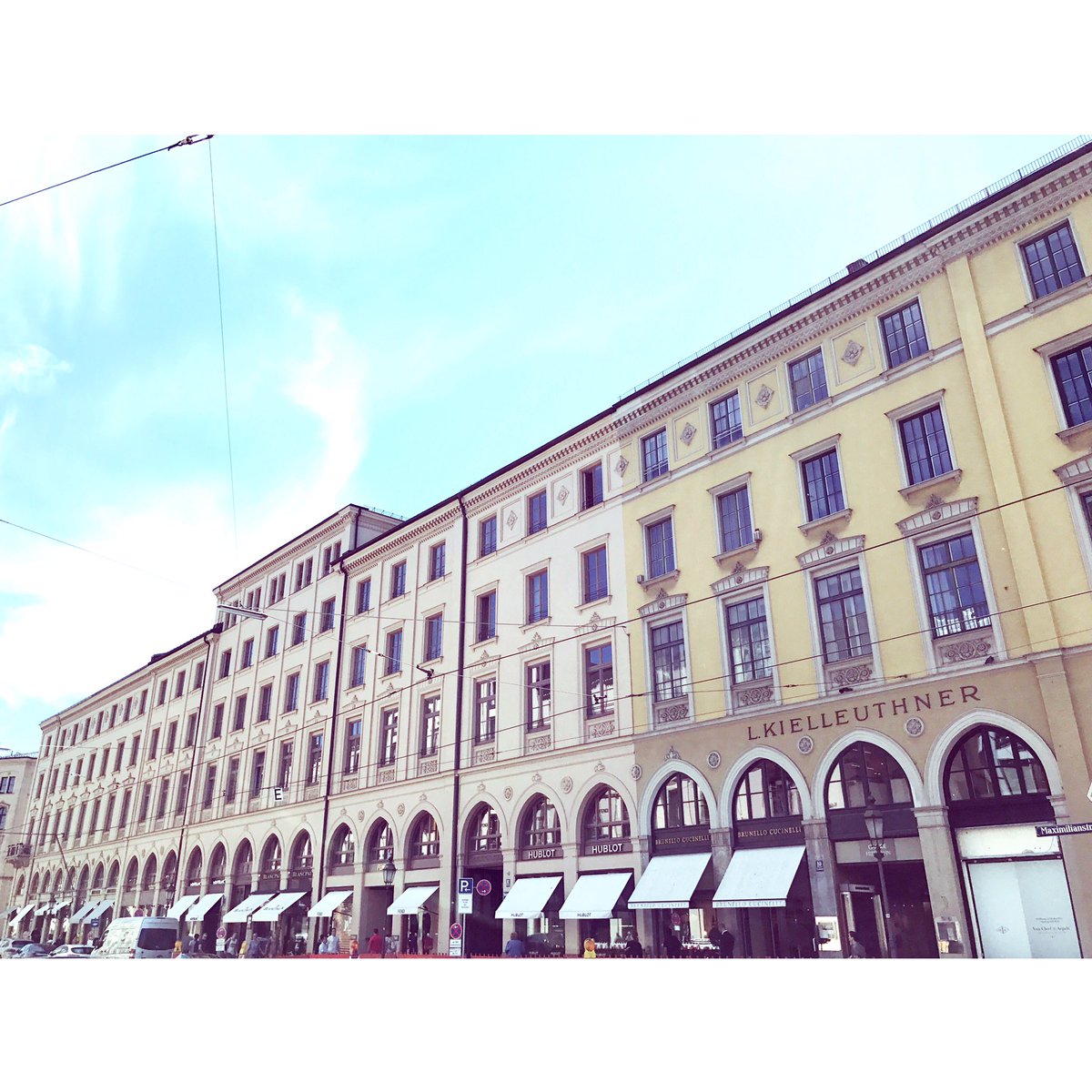 HowToBeInStyle's tweet photo. Beautiful #architecture as seen in #Munich yesterday 💙 #germany #archover #art #myart #sky #photography #photographer #old https://t.co/f9ylRPmWpe
