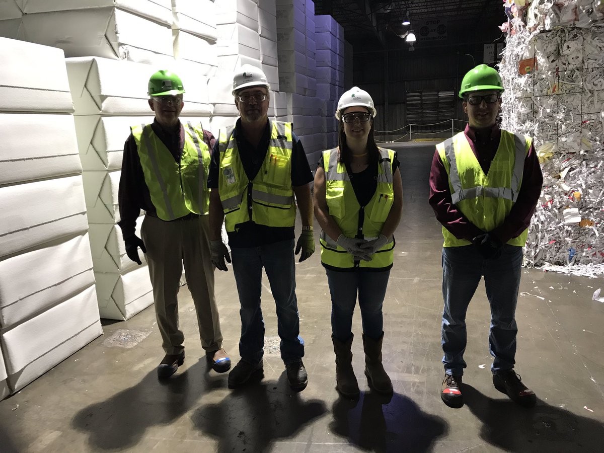 FalconPresJones's tweet photo. Very interesting tour of Resolute this afternoon and I look forward to finding ways to work together in the future! https://t.co/8ccYvAXovg