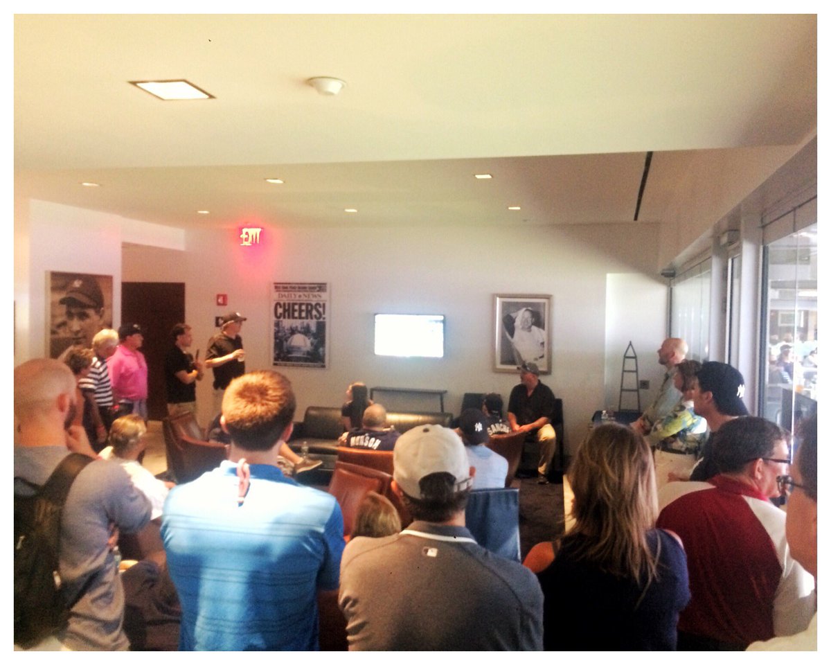 GoCharityInc's tweet photo. Legendary David Wells speaks to Go Charity Clients in our Luxury Suite at the Yankee vs Red Sox game #gocharity #YankeesvsRedsox https://t.co/Gqfy3YksCK