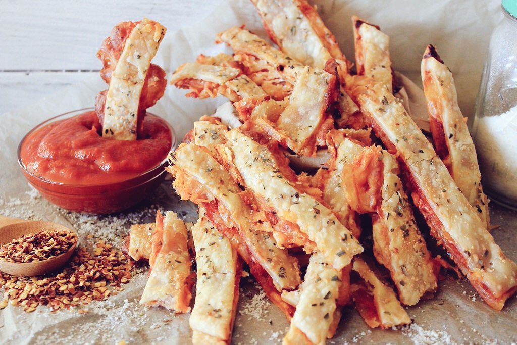 thebitesapp's tweet photo. Pizza fries, our kind of fusion food
#welovestreetfood #biteSA https://t.co/GcMWetgy6h