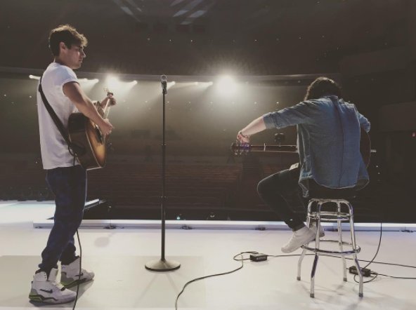 JorgeBlancoG's tweet photo. So excited to be in Europe soon! Don't forget to buy your tickets to see me perform LIVE on the @officialR5 tour!! https://t.co/XIJUmco7Mr https://t.co/OiNi76Stq1