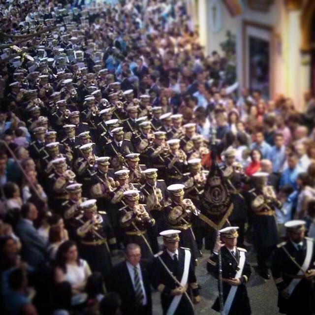 La banda <a href="/3Caidas_Triana/">Tres Caídas de Triana</a> y <a href="/Pasion_Huelva/">Hermandad de Pasión</a> hacen oficial el acuerdo alcanzado entre ambos para la próxima salida extraordinaria del Señor