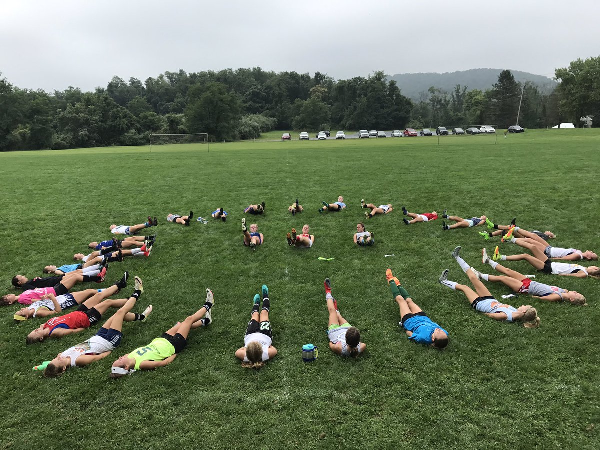 RedLand_RLGS's tweet photo. RLGS putting in a little work today!  Great day to get better!  ⚽️👍 https://t.co/fLoWdtRb9E