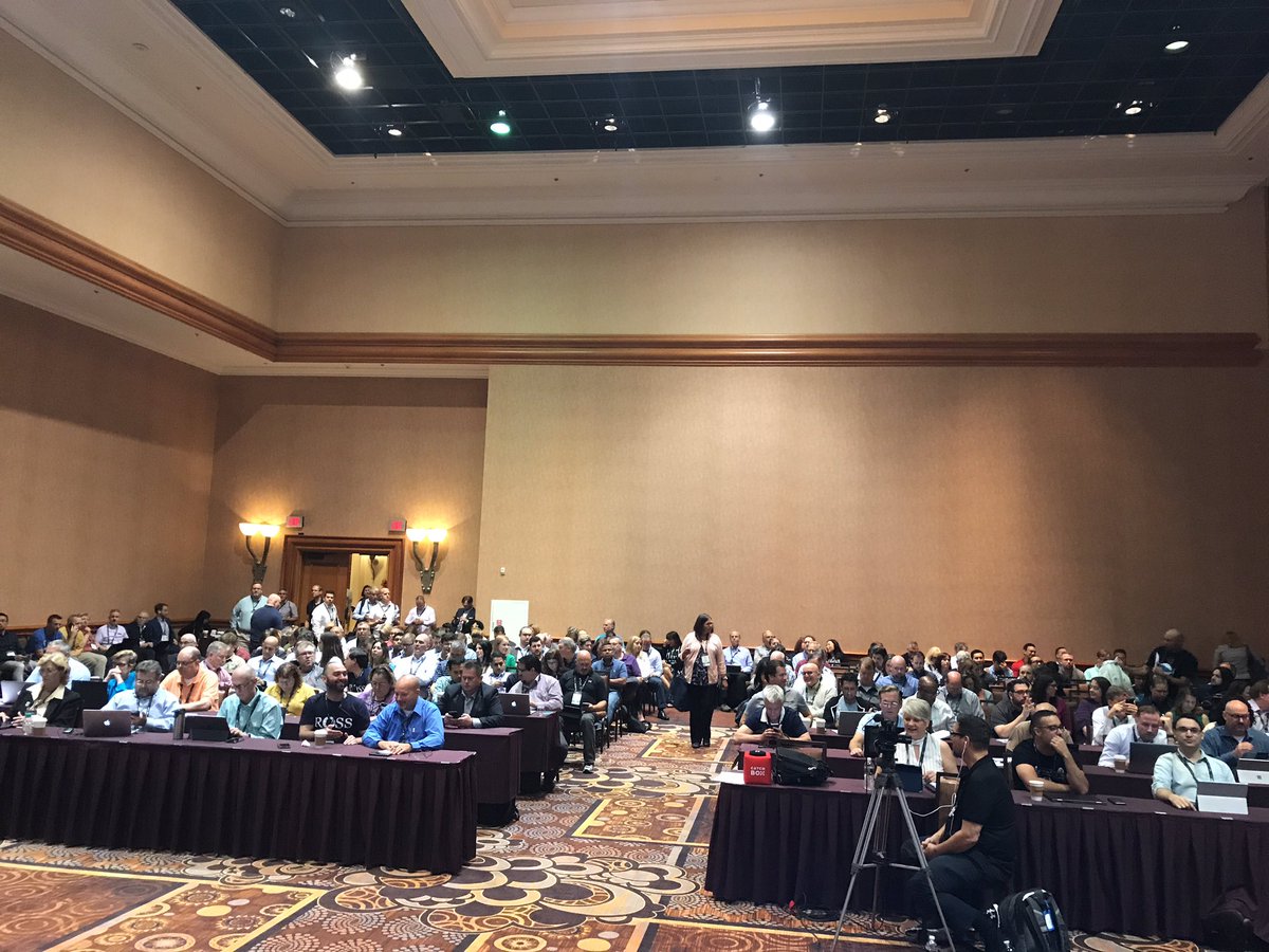 ronfriedmann's tweet photo. AI in Law. Top products in action. Presentation about to begin. A big crowd. #ILTACON #ILTAG50. I look forward to presenting https://t.co/TtI67u6MoP