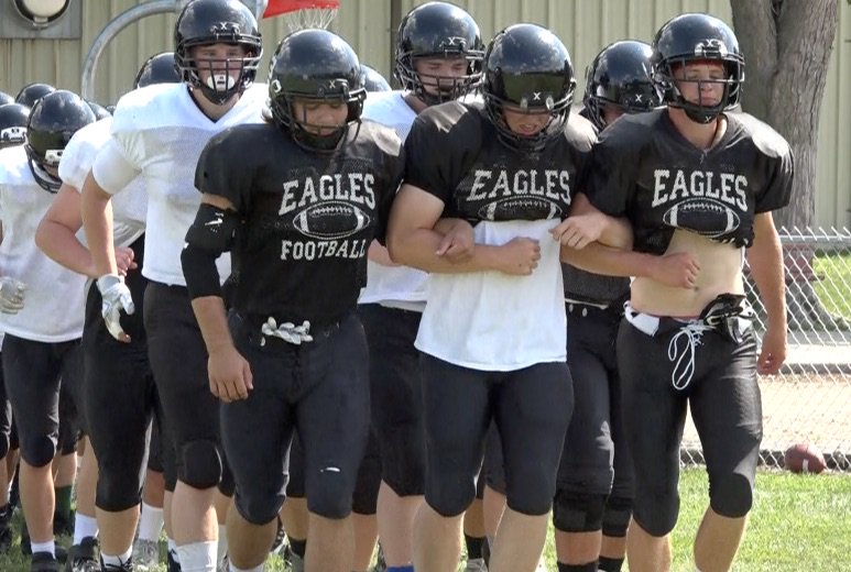FOOTBALL PREVIEW: <a href="/bds_eagles/">bds_eagles</a> Seniors Carry FOURTEEN Playoff Games into Final Season. | ncnsportsnow.com/featured-news/…
#nebpreps