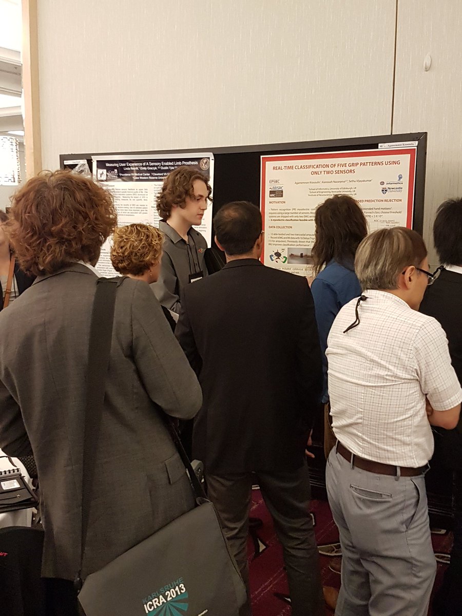 KiaNazarpour's tweet photo. Aga's poster drawing a lot of attention.
#Prosthetic #GraspControl with ONLY two sensors
#MEC17 @intellsensing @InfAtEd @sethuvij https://t.co/2kTEoLh9tX
