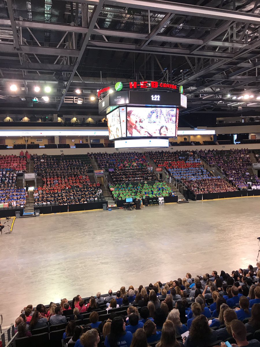 ShippCara's tweet photo. Go Pond Springs #rrisd1family https://t.co/GLUobyOUAR