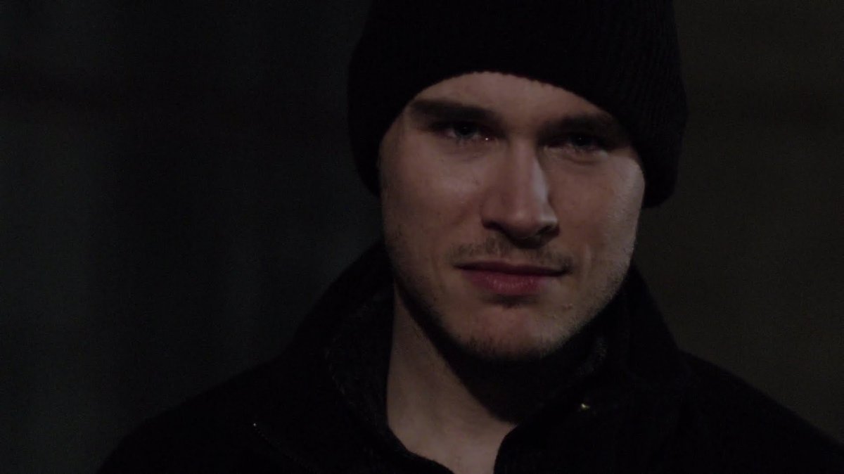 TheFollowingFan's tweet photo. I can't think of anyone else to play the duo role of #MarkNLuke on #TheFollowing but the incredibly talented #SamUnderwood #TwinTuesday https://t.co/whbKfrVaS3