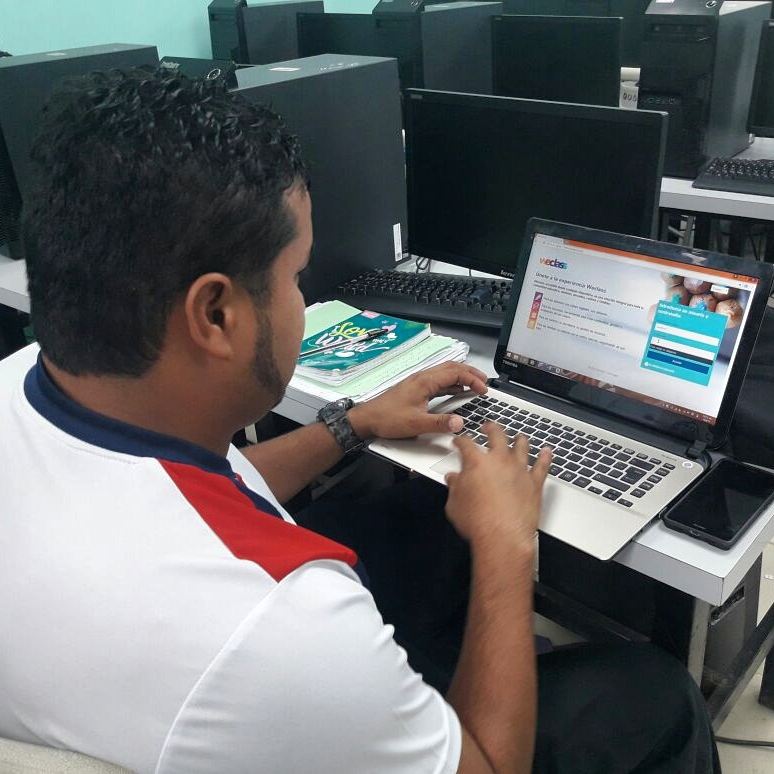 FTelefonicaPA's tweet photo. La escuela San José de Soná inicia formación en la plataforma #WeClass de nuestro proyecto #AulaDigital #EducaciónDigital #ElegimosEducar https://t.co/9zyOuZ8aHM