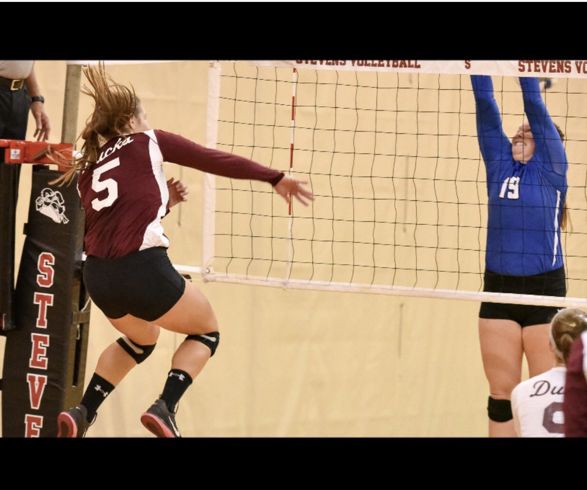 Stevens_WVB's tweet photo. Jumping into the preseason like ..5️⃣ days! #StevensWVB #AllRise 🔊🔊🔊 https://t.co/zdhKYGzLVB