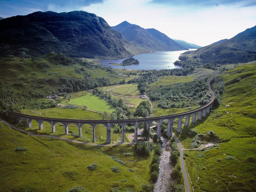 claremartin__'s tweet photo. Some of Scotland's most beautiful sights 😍 https://t.co/EyD4YpEYT3
